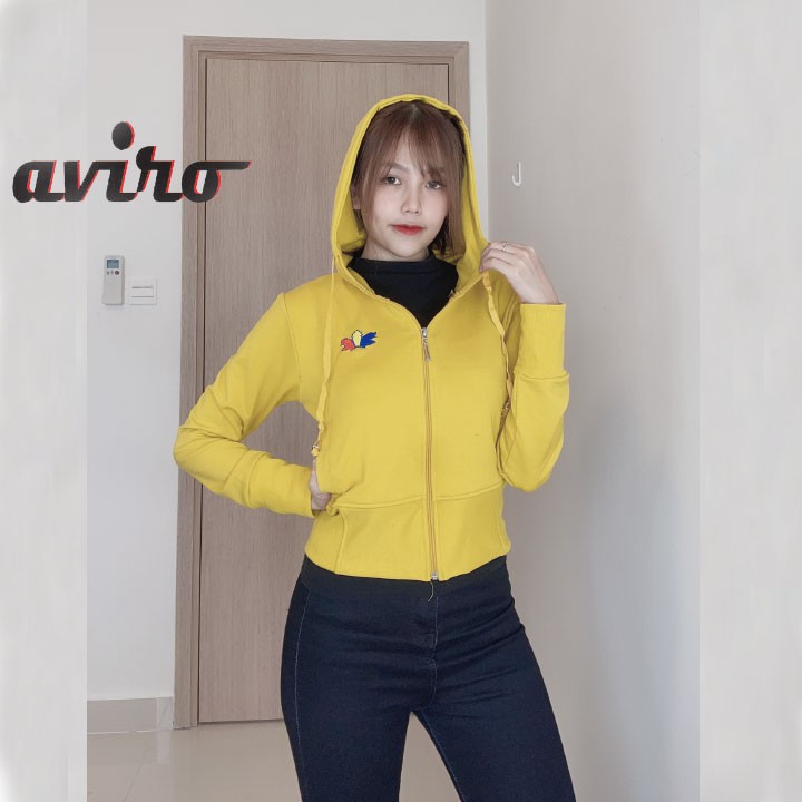 Áo Khoác Nữ Đẹp Dáng Ngắn Logo Thiêu Chiếc Lá VV Hồng Diệp