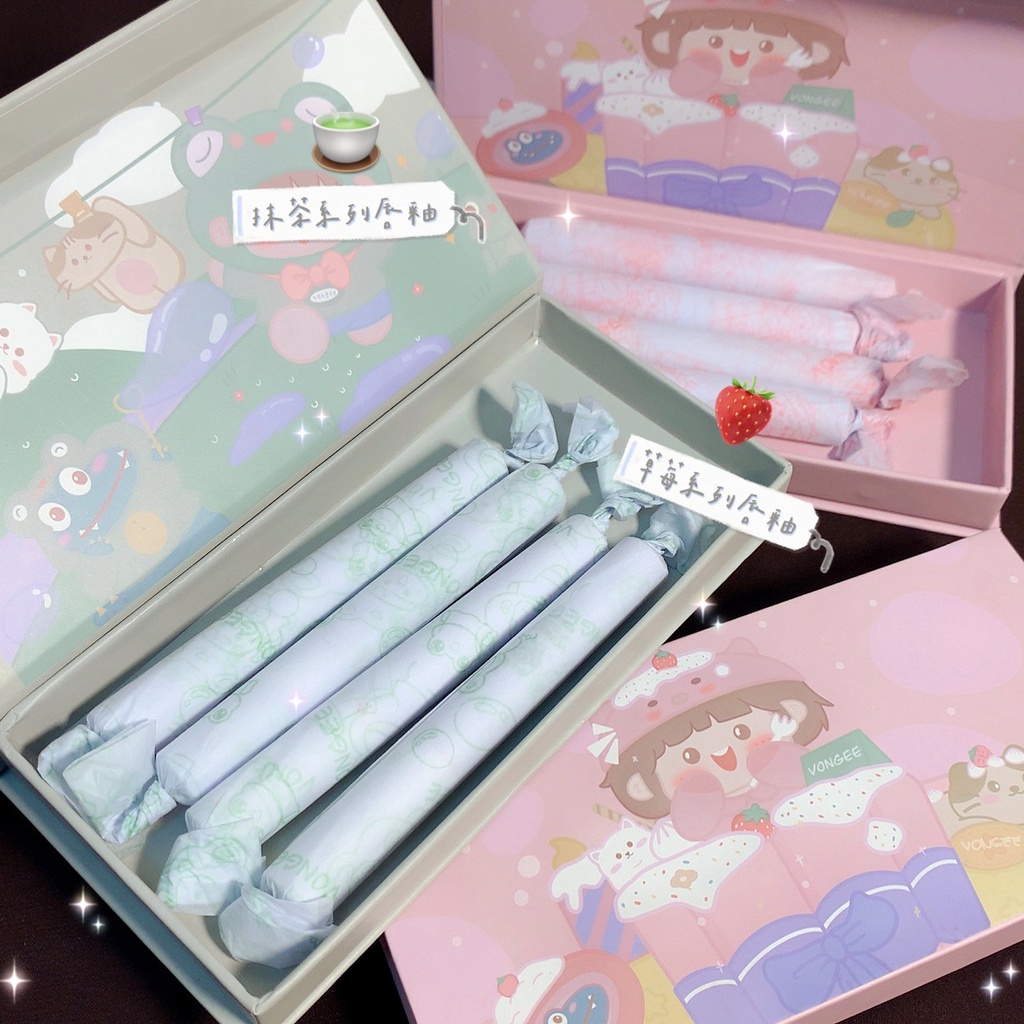 Bộ Bốn Thỏi Son Môi Màu Nhung Lì Không Phai Màu Cao Cấp