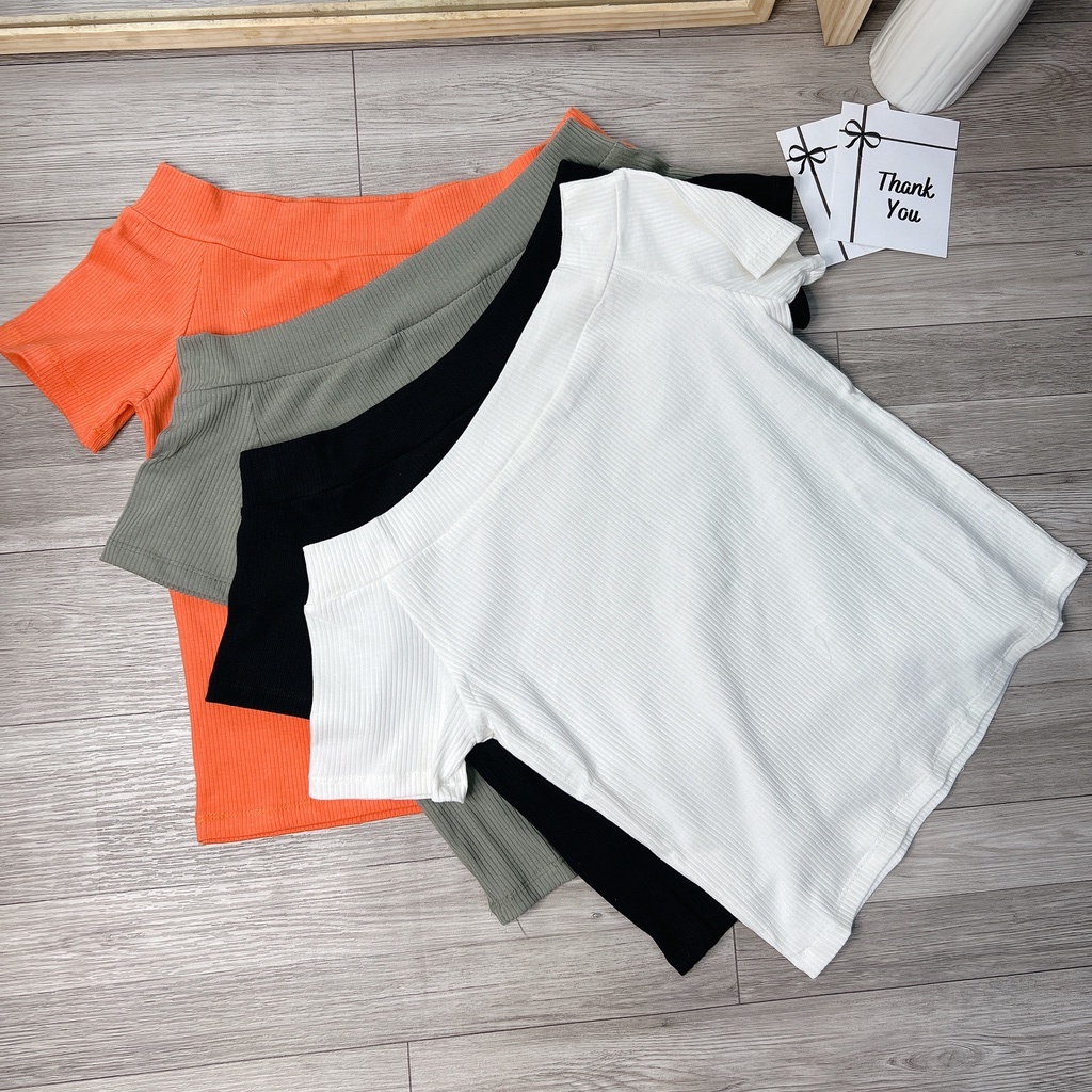 Áo Thun Bẹt Vai Thiết Kế Mặc Cổ Thuyền Hoặc Mặc Bẹt Vai Chất Vải Thun Gân Ôm Dáng Nhiều Màu