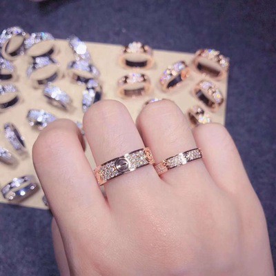 Nhẫn Cưới 3 Hàng 6MM Dành Cho Cặp Đôi