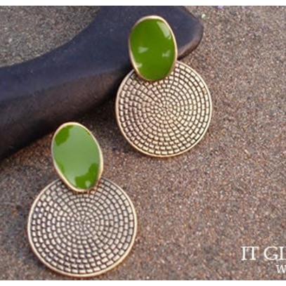 Khuyên Tai Phong Cách Retro Thanh Lịch