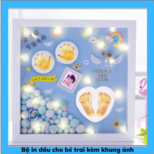 Bộ khung ảnh in dấu vân tay chân cho bé lưu giữu kỉ niệm đầu đời