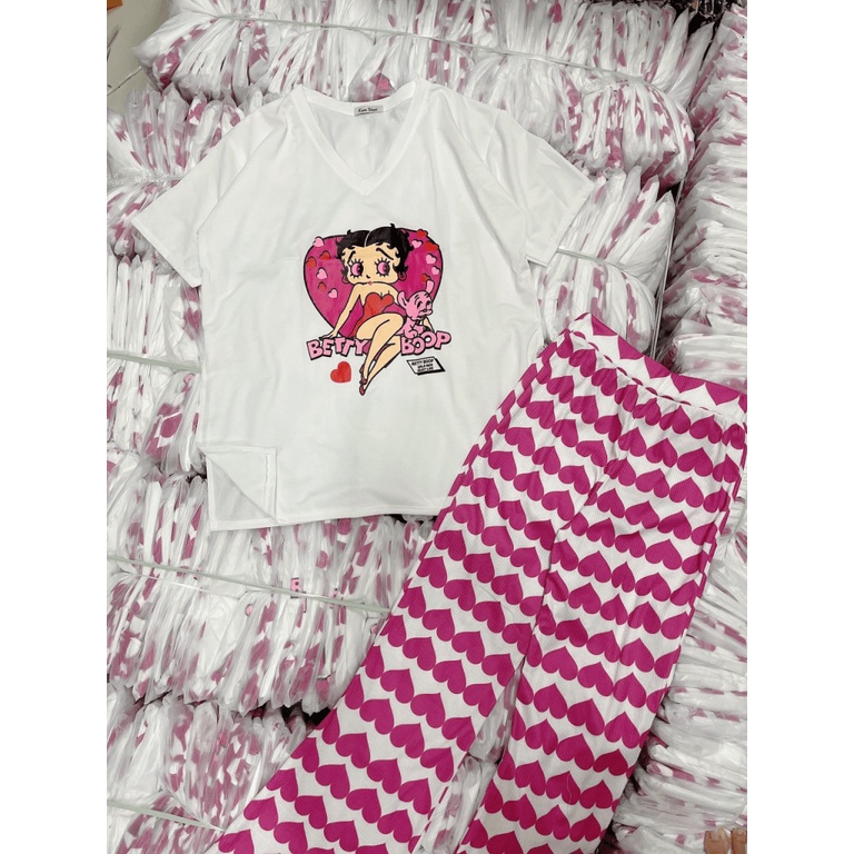 (Free Ship) SÉT BỘ NỮ ÁO THUN CÔNG CHÚA HỒNG PHỐI QUẦN TRÁI TIM ỐNG LOE SIU SANG CHẢNH MM7 HHp Fashion