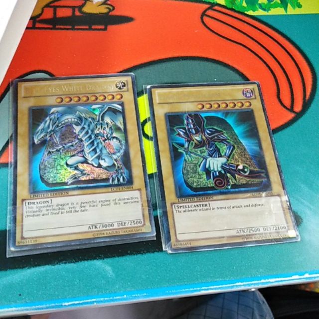 Combo bài blue eyes white drangon limited edition LC01-En004 và bài dark magician limite edition