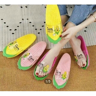 Dép Ngô thời trang độc và lạ