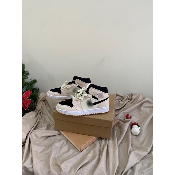 [ẢNH THẬT] GIÀY THỂ THAO JDDD BE ĐEN CỒ MID