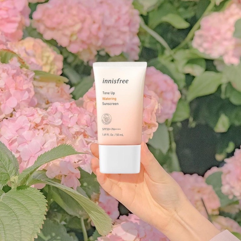 Kem Chống Nắng Nâng Tông, Dưỡng Ẩm Da Kem Chống Nắng Innisfree Tone Up Watering Sunscreen SPF50+/PA++++ 50ml