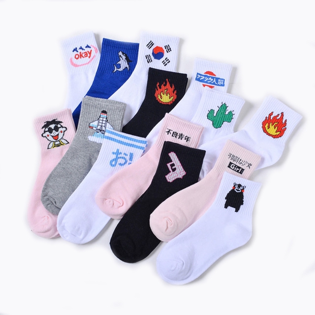 Tất Cotton hoạ tiết hoạt hình phong cách Harajuku cho nam và nữ