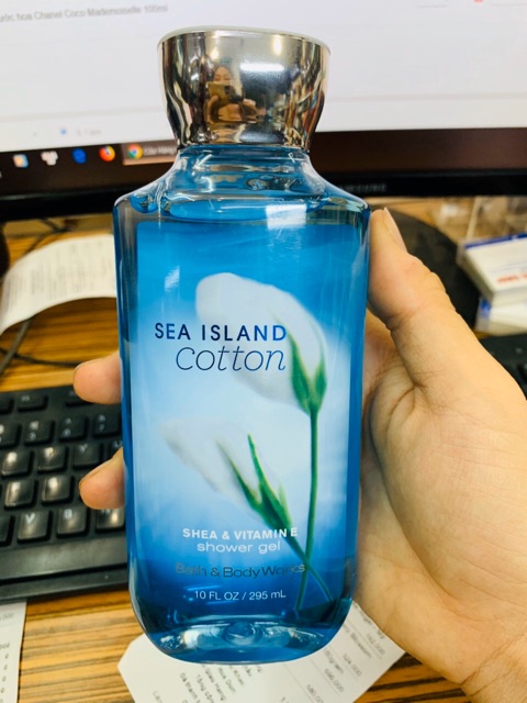 Sữa tắm Bath and Body Works Sea Island Cotton 295 ml