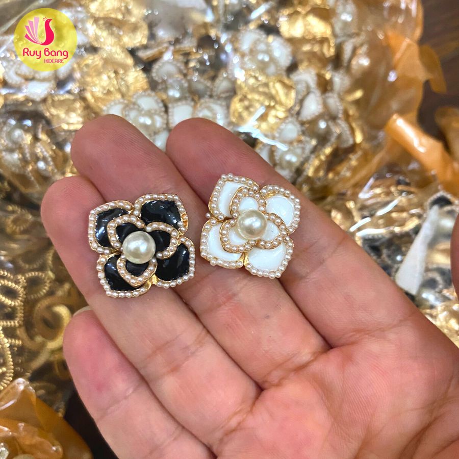 Charm đá hoa cha.nel dùng làm nơ kẹp, bờm...