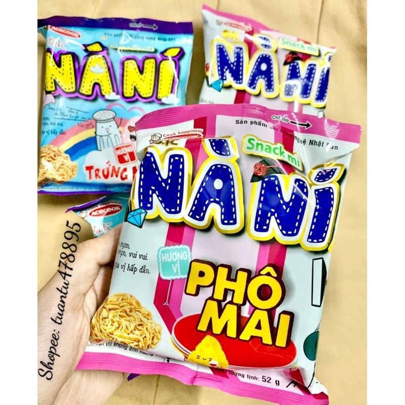 Snack mì ăn liền Nà Ní mì trẻ em hương vị phô mai - hương vị trứng muối - thơm ngon giòn rụm 52g sản phẩm của Acecook