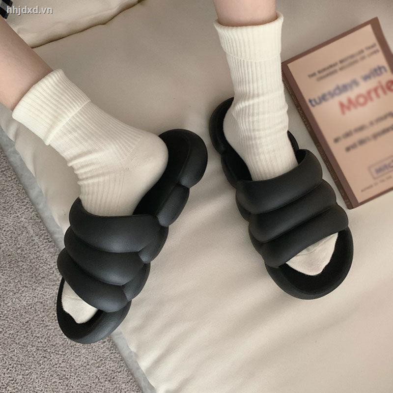 Dép sandal đế dày phong cách mùa hè 2021 sành điệu dành cho nam và nữ