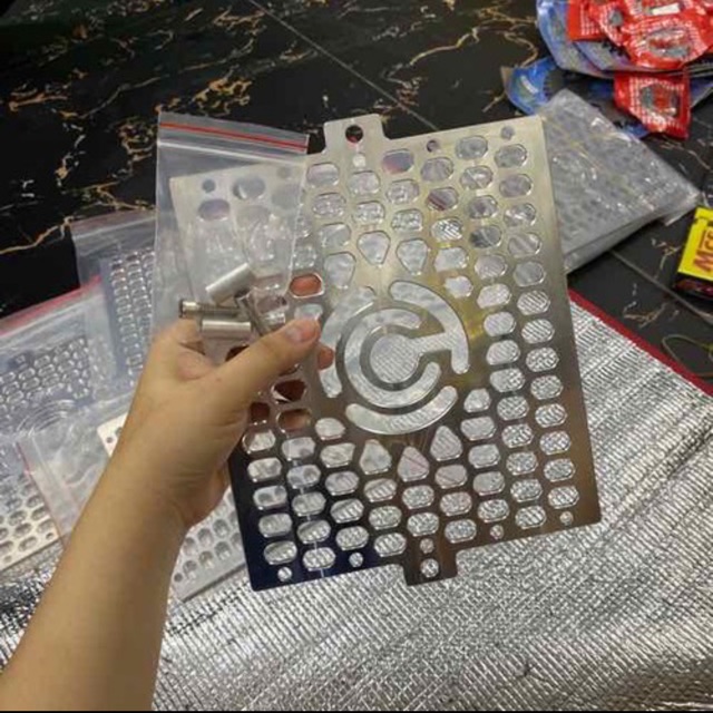 Che két nước raider satria nhôm cnc