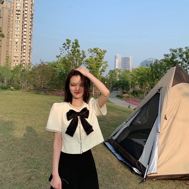 Áo Sơ Mi cổ nơ viền ziczac khuy ngọc tiểu thư 129