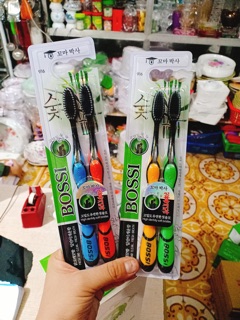 VỈ 2 BÀN CHẢI THAN TRE SIÊU MỀM MỊN BOSSI