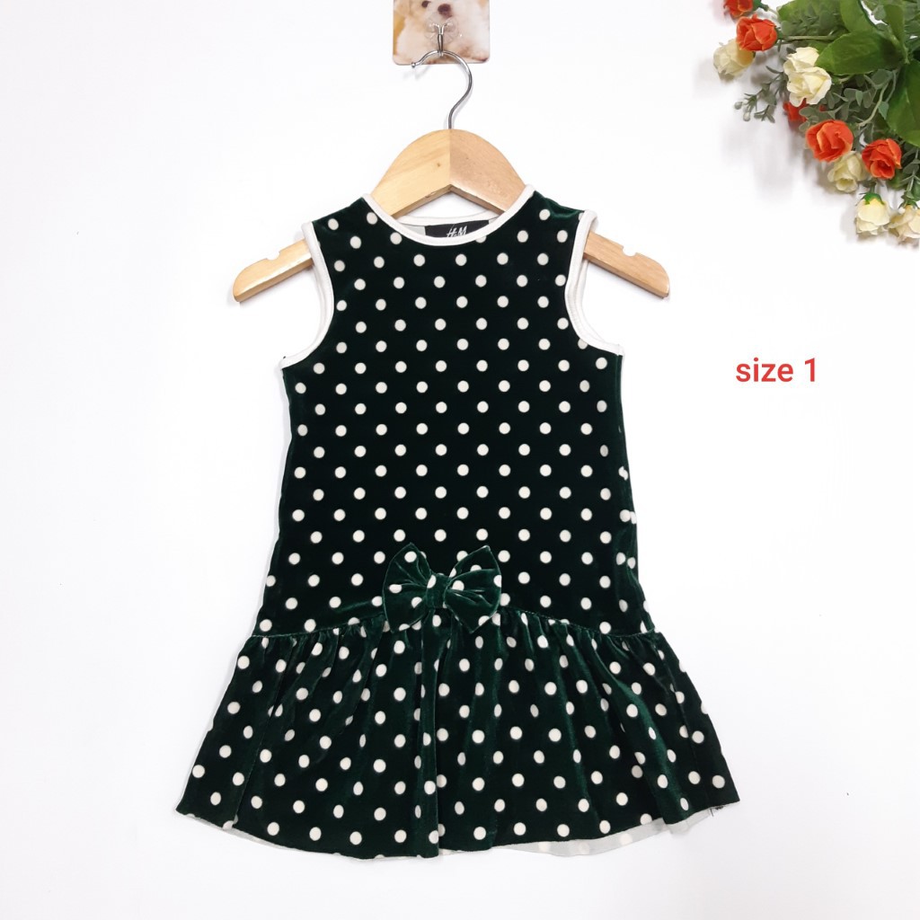 DG49-VT-25- Váy bé gái, sát nách, chất dạ nhung, có đính nơ, size 1 từ 7kg-10kg, made in Việt Nam