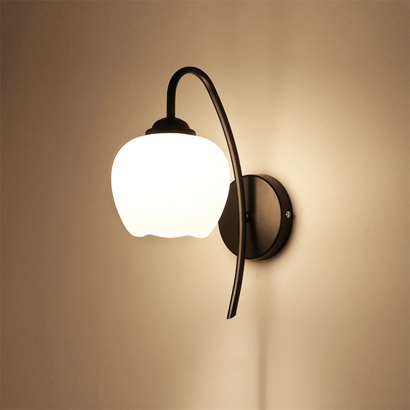 Đèn ngủ treo tường chao trắng sữa thân dài, Đèn treo tường trang trí phòng khách UPLED