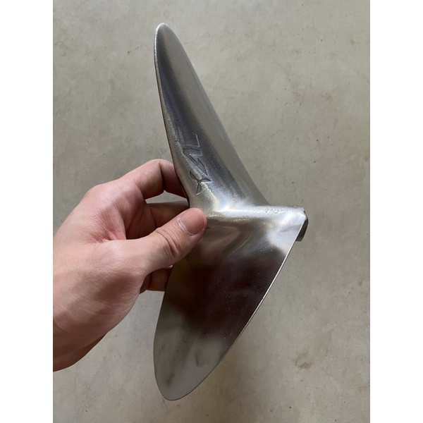 Chân vịt inox AB 13hp nhông sên 19/30 chân vịt 2 cánh máy xăng inox 304