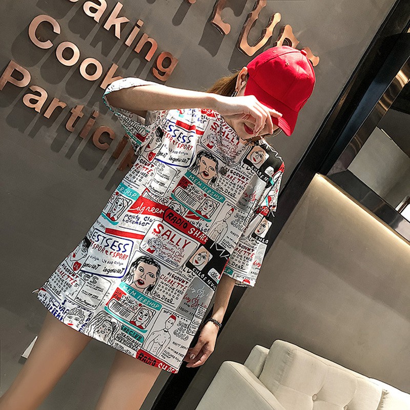 Áo thun nữ dáng rộng cổ tròn hoạ tiết Graffiti phong cách Harajuku