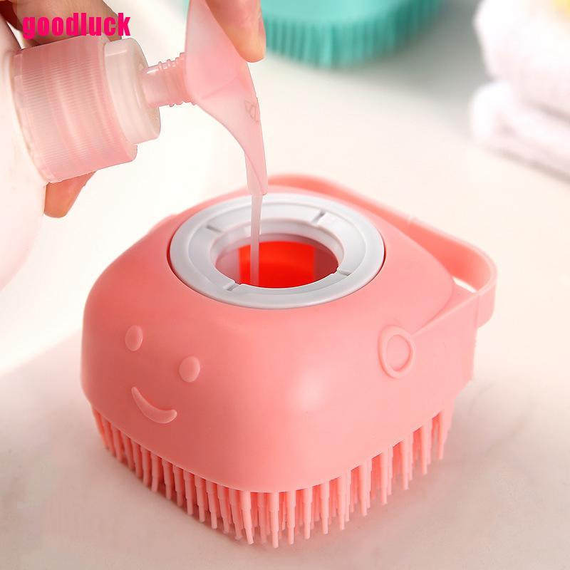 Găng Tay Massage Cho Thú Cưng Khi Đi Dạo
