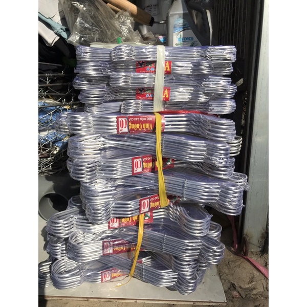 10 cái móc quần áo, Móc phơi quần áo