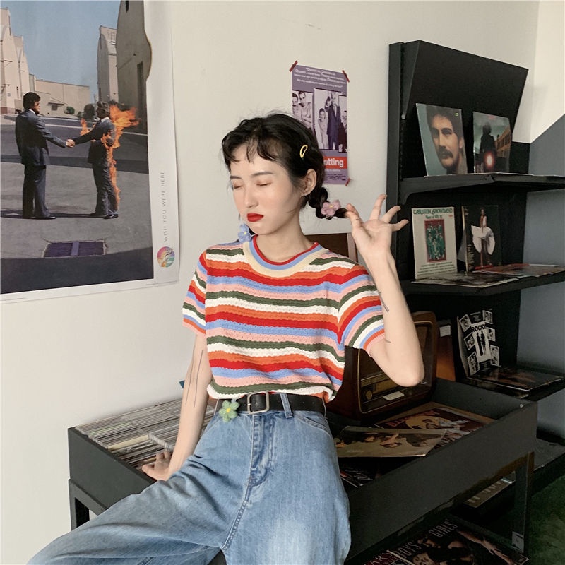 Áo Thun Tay Ngắn Cổ Tròn Hoạ Tiết Kẻ Sọc Màu Sắc Cầu Vồng Trẻ Trung Năng Động