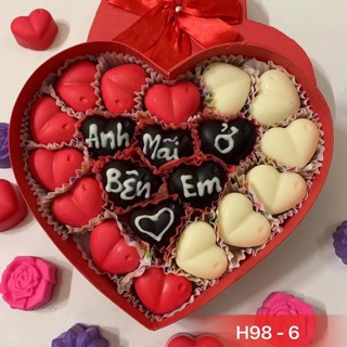 Socola valentine (hộp 18 viên)