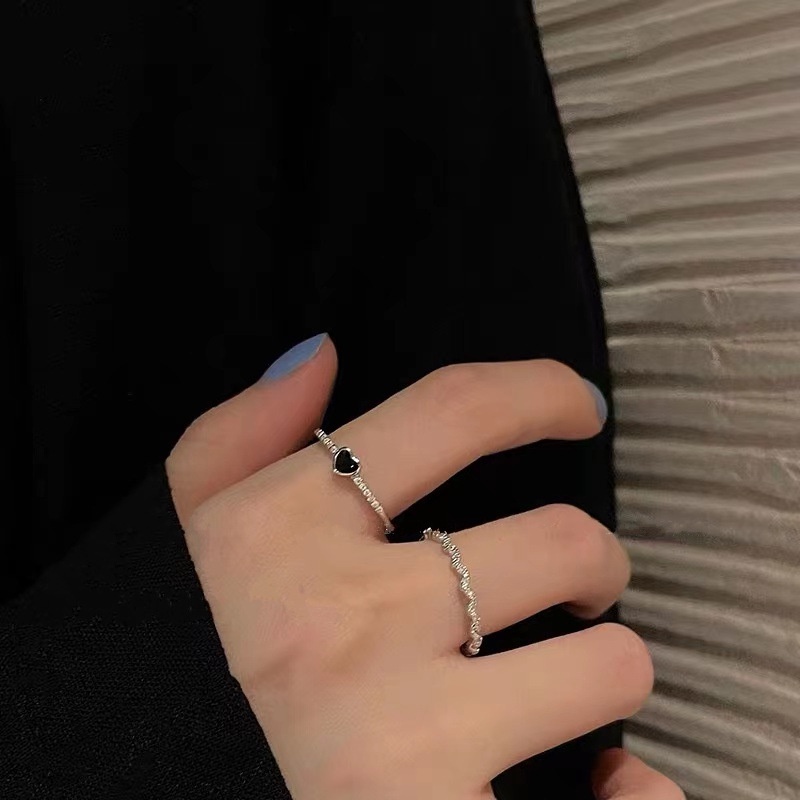 2 Nhẫn đeo ngón tay đính đá zircon hình trái tim màu đen thời trang đơn giản cho nữ