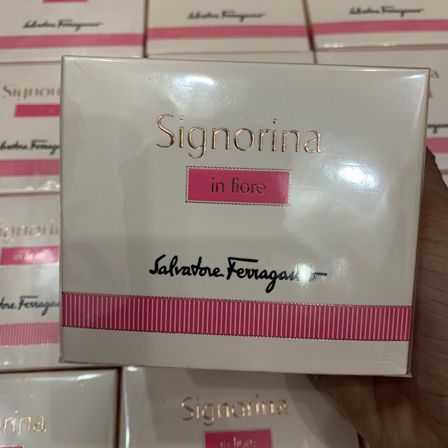 Nước hoa Salvatore Ferragamo Signorina in fiore edt 50ml full seal