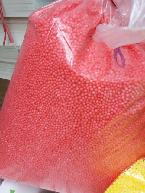 Hạt xốp nhiều màu 100gr/40k | BigBuy360 - bigbuy360.vn