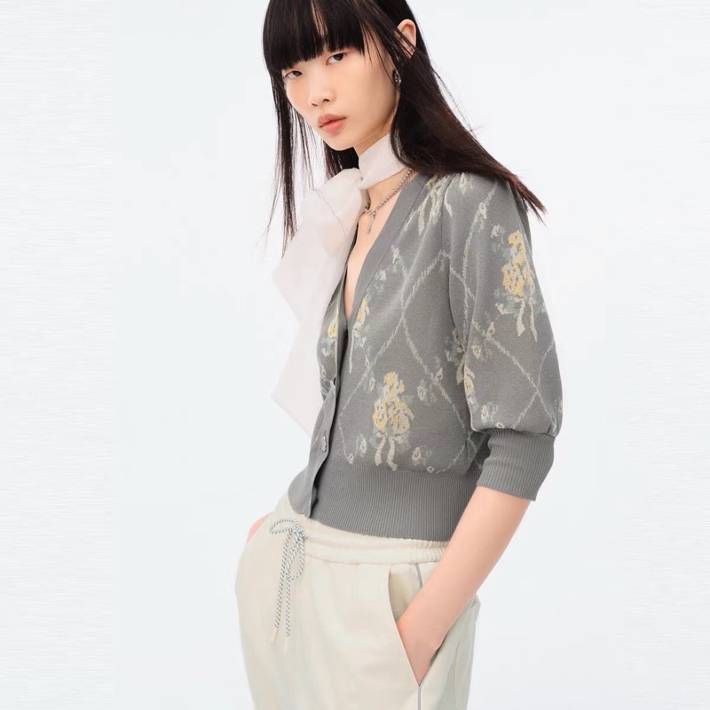 Áo cardigan len Peacebird