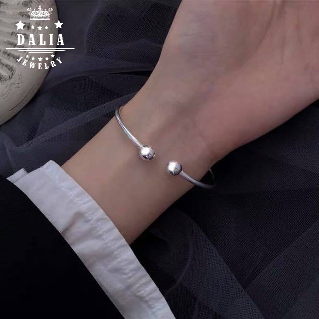 Lắc tay - vòng tay bạc nữ DaLiA Jewelry hình tròn khắc chữ theo yêu cầu