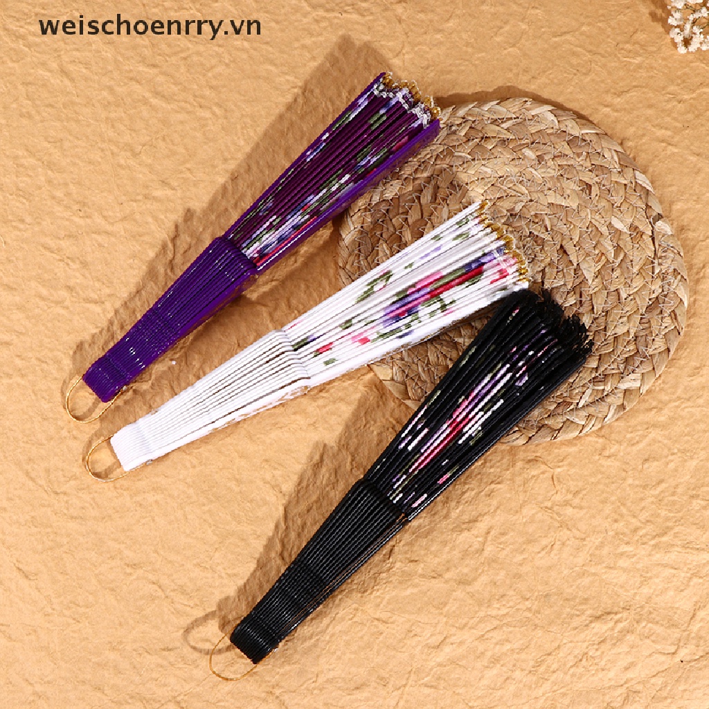 Quạt Xếp Cầm Tay Bằng Lụa Phối Ren Phong Cách Trung Hoa