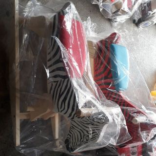 Ngựa bập bênh gỗ