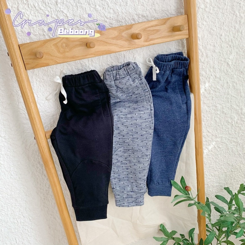 Quần Jogger da cá bé trai