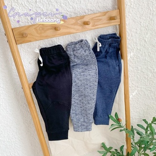 Quần Jogger da cá bé trai