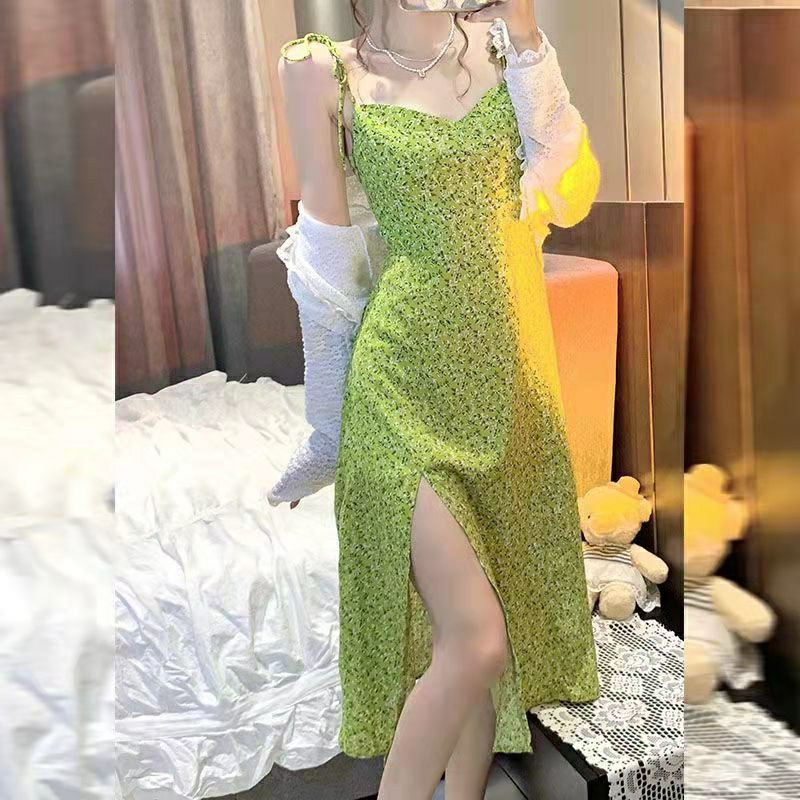 VÁY 2S HOẠ TIẾT HOA NHÍ XẺ CAO MÀU XANH BƠ💓