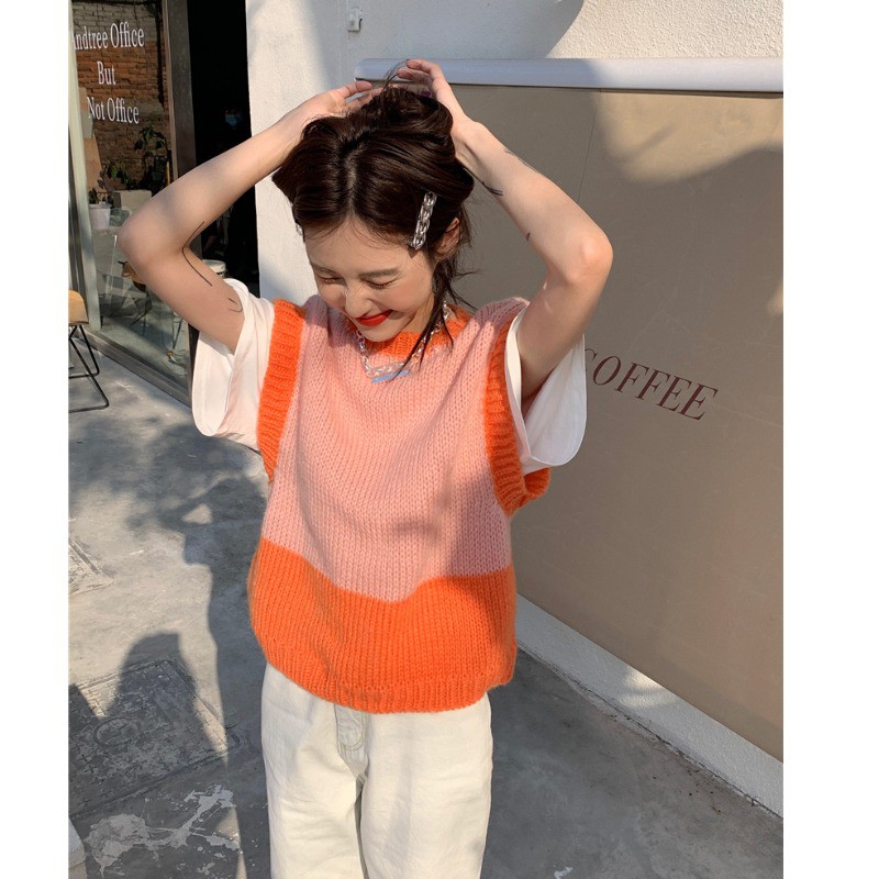 Áo len không tay cổ chữ V màu sắc tương phản thời trang | BigBuy360 - bigbuy360.vn