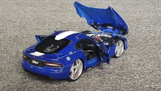 Xe Mô Hình Dodge Srt Viper Gts 2013 1:24 Maisto (Xanh)