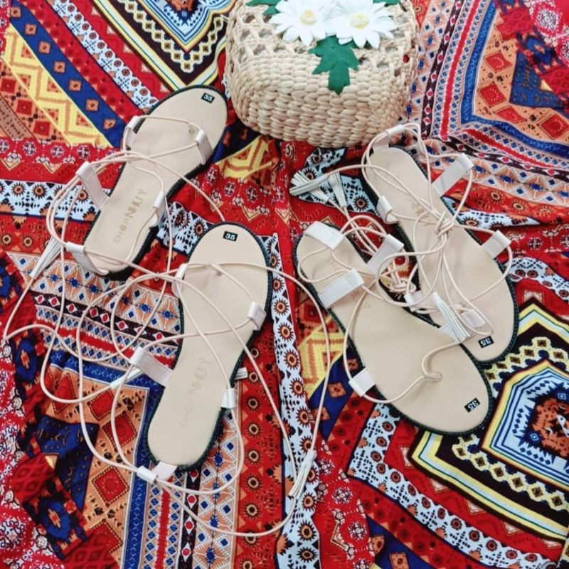 Sandal buộc dây tua rua sợi nhỏ vintage đi biển