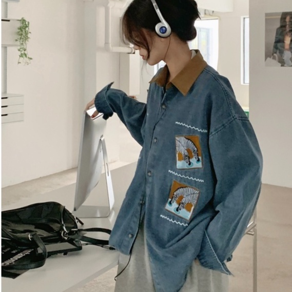 Áo khoác Zhelihangfei denim tay dài dáng rộng thêu họa tiết kiểu retro Mỹ cá tính