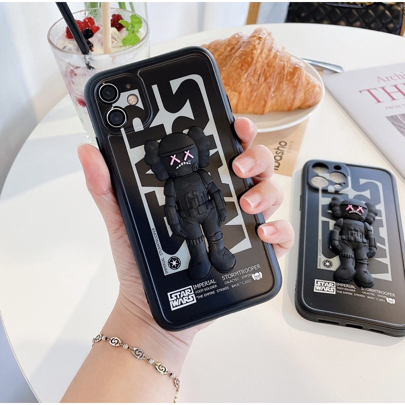 Ốp lưng iphone - IMD in nổi hình Kaws Độc Đáo 5/5s/ 6/6plus/6s/6splus/7/7plus/8/8plus/x/xs/11/12/pro/max/plus/promax