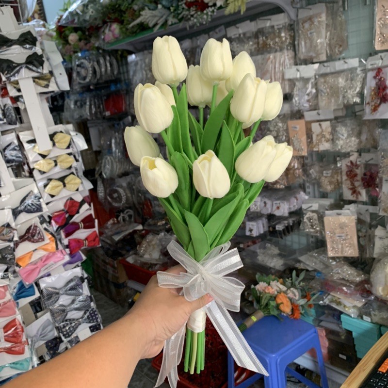 hoa câm tay cô dâu hoa tuy lip mút xốp chuẩn giangpck hoa cưới cô dâu 11/2020