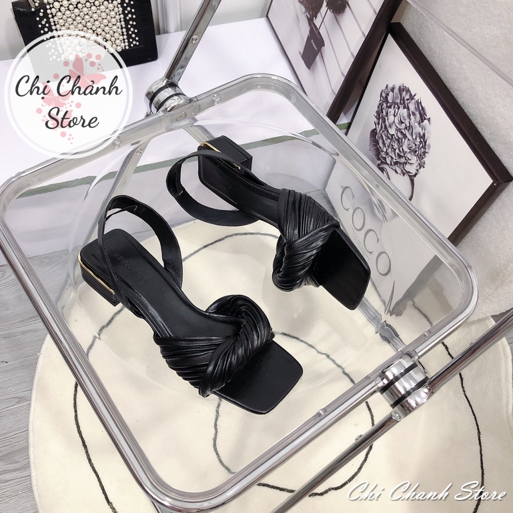 Sandal Đế Vuông Thấp 3p Quai Dập Ly Xoăn Mềm Phối Gót Vàng Kim Cực Xinh Đủ 2 Màu Trắng Đen Chị Chảnh Store