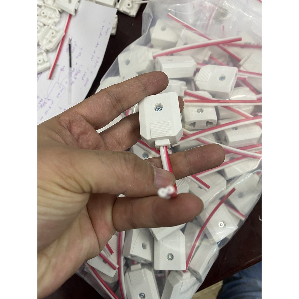 Phích âm Phich cắm dương 250V 10A Loại Tốt hàng chất lượng giá re ADOO