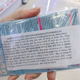 Miếng wax ria mép