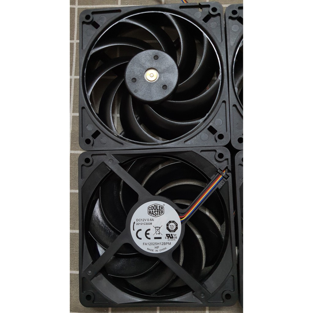 Quạt tản nhiệt Fan Cooler master 120 5000 RPM