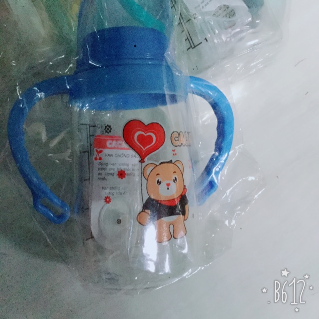 Bình sữa cacara có van chống sặc