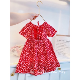 Váy hoa thô đũi hở lưng bé gái