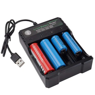 Sạc pin 18650 Bmax đầu USB 4 khe